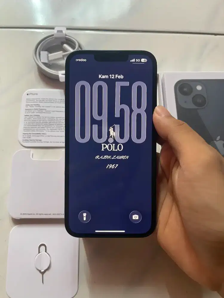 iPhone 13 128Gb Midnight All Operator, Fullset Bukan Simlock Nominus