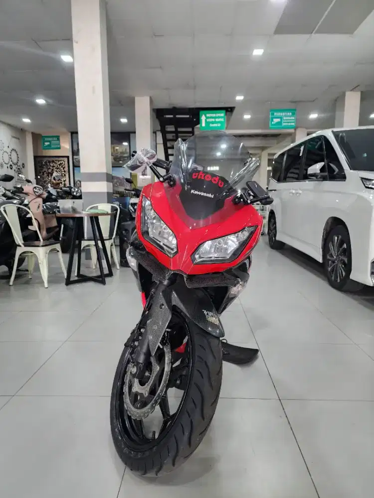 NINJA 250 ABS TAHUN 2017(PUTRA TUNGGAL MOTOR)