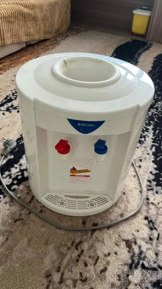 Dispenser Miyako WD-186 H