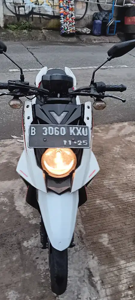Yamaha X RIDE 2015 SS komplit bks kota