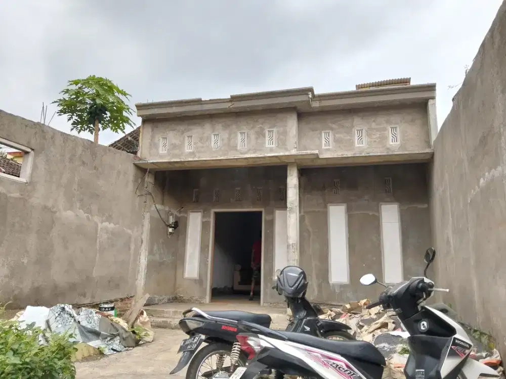 Rumah tanah luas tirtomoyo araya malang