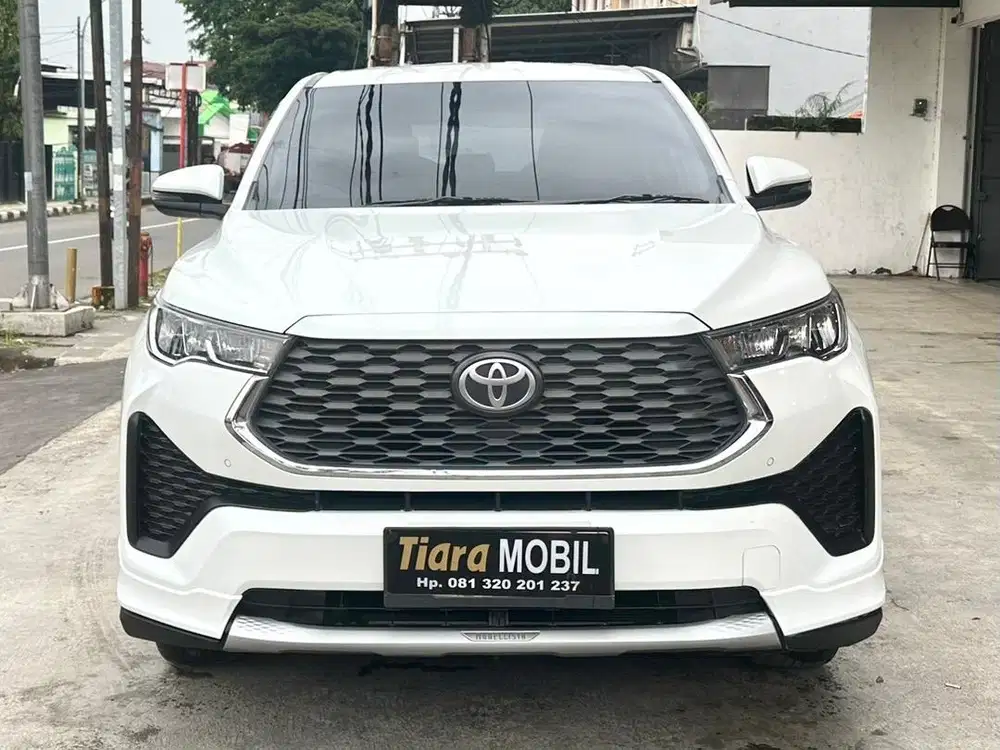 Toyota Innova Zenix 2.0 V Modelista Automatic Th 2024