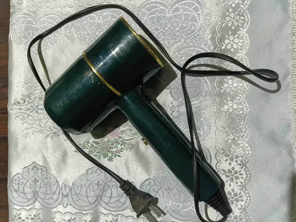 Hair dryer preloved