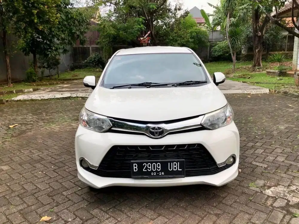 [DP 3Jt] AVANZA VELOZ 1.3 AT/MATIC 2015/2016 PUTIH