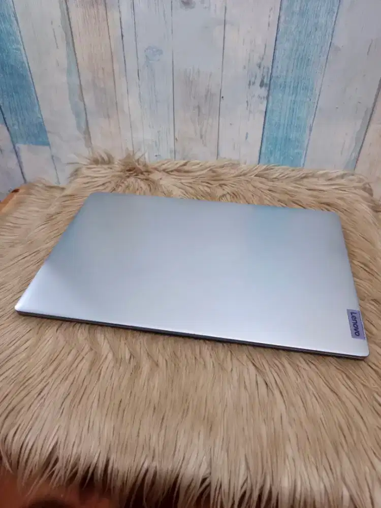 Lenovo Ideapad 1 15IGL7 Celeron N4020 Ram 4 Ssd 256