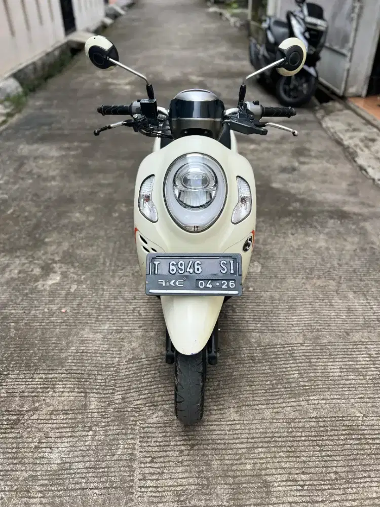 Honda Scoopy new donat 2021