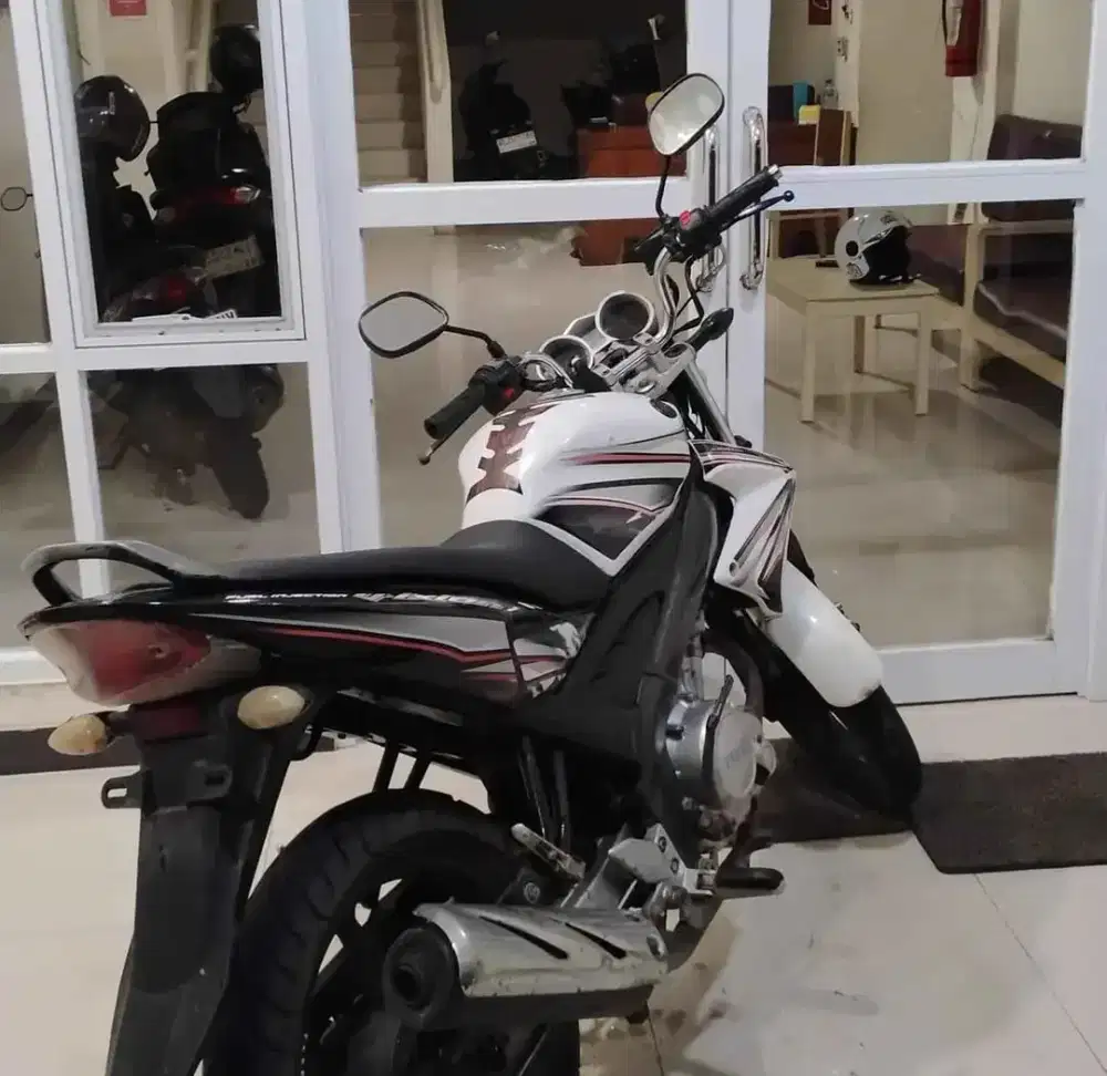 Yamaha vixion lama