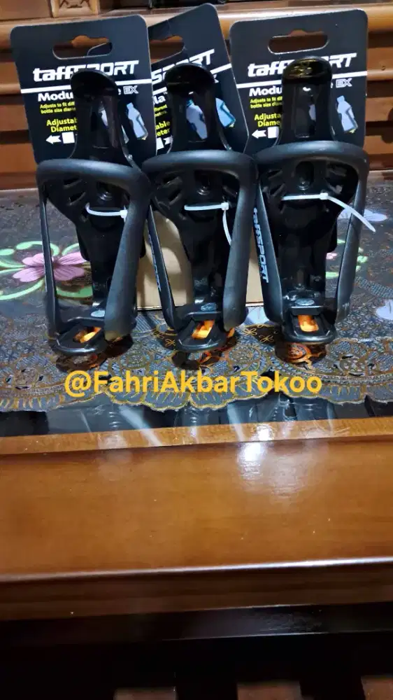 Holder Tempat Minum Sepeda MTB / Bottle Cage  Kuat & Fleksibel