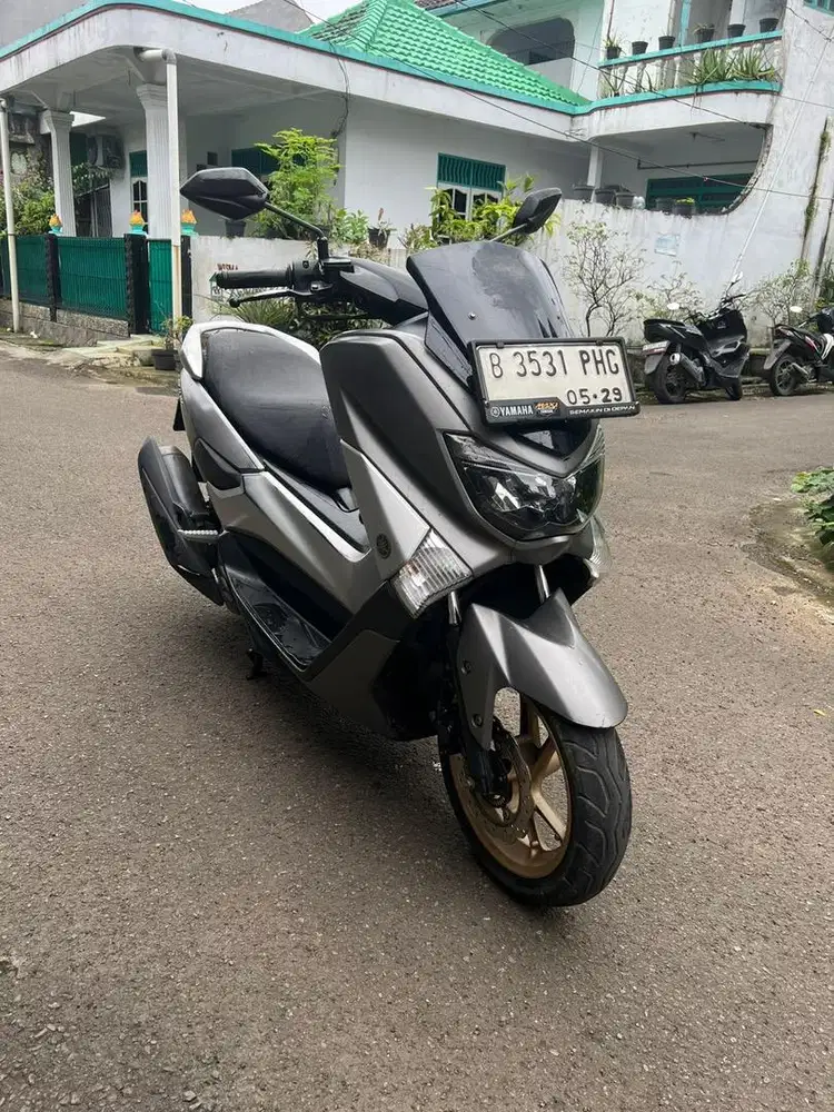 YAMAHA NMAX 2019 ABU-ABU TGN 1 BARU KUNCI 2 SURAT FAKTUR LENGKAP pc