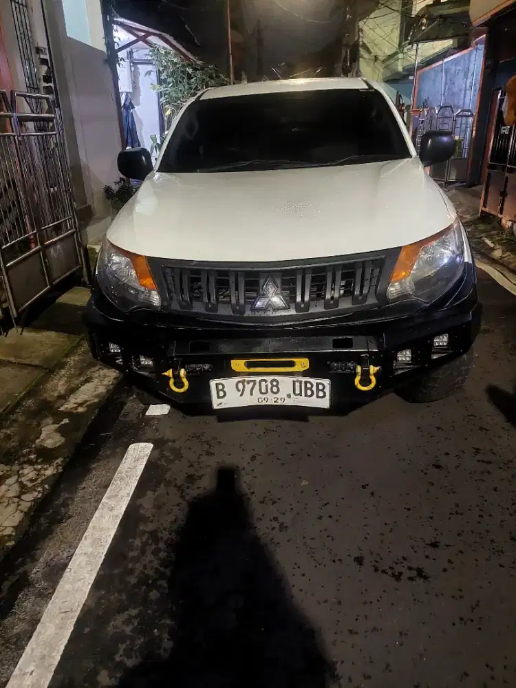 Dijual triton  Dauble cabin HDX thn 2017