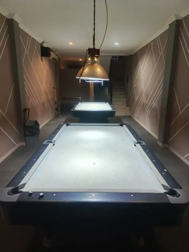 Meja biliard 8 feet set stik bola n susunan nya