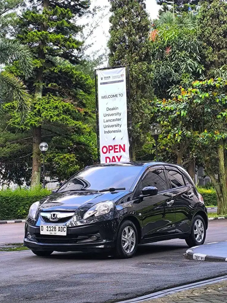 DP 9JT // HONDA BRIO E CVT 1.2L MT 2015 SIAP PAKAI