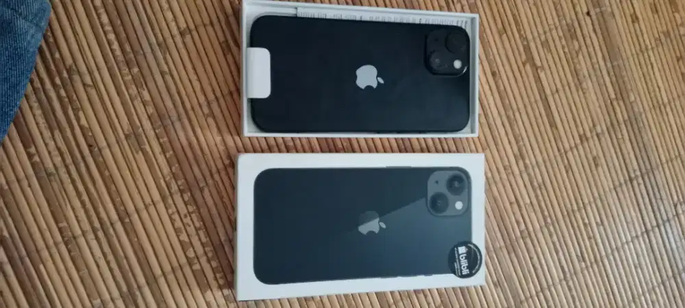 Iphone 13 128  hitam