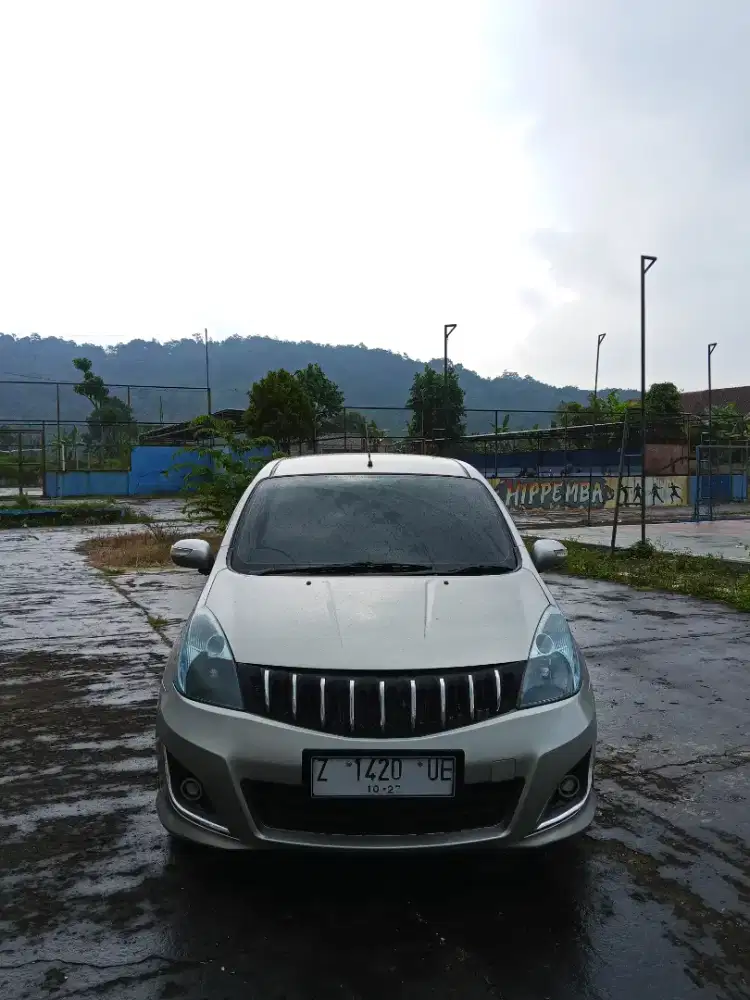 Nissan Grand Livina XV 2007 Metic