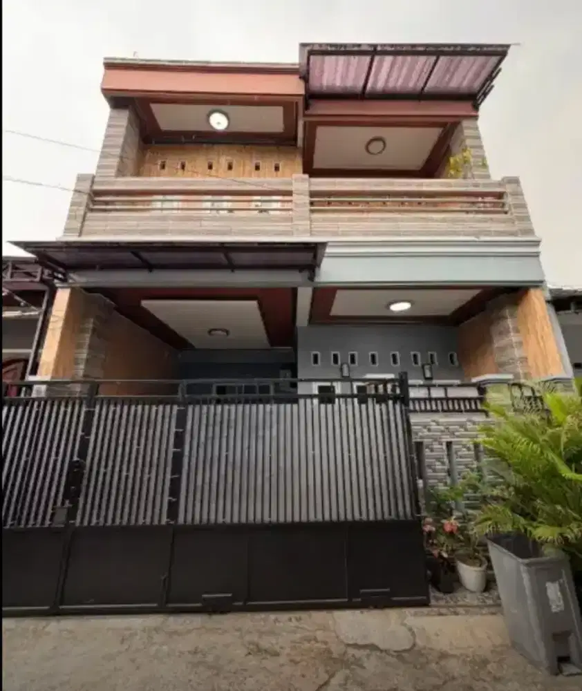 RUMAH MEWAH DI CLUSTER BINTARA