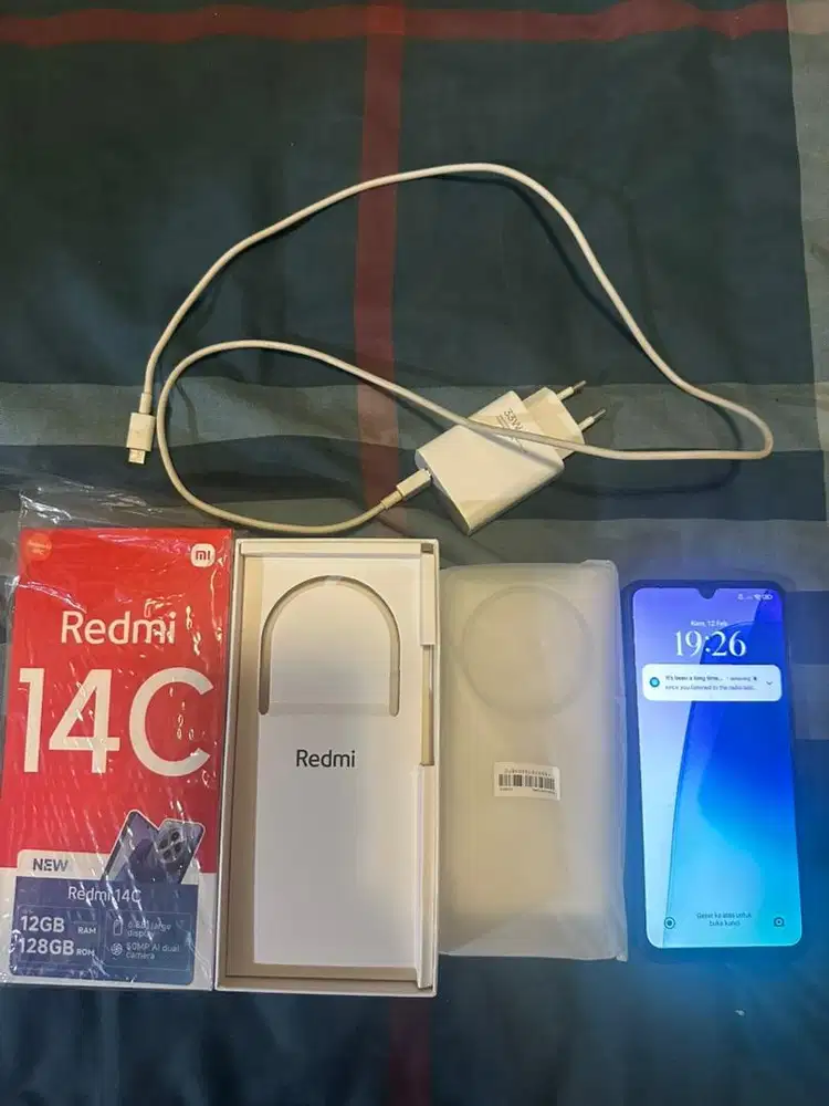 Dijual Redmi 14c 6/128 masih garansi