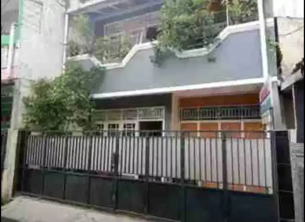 RUMAH MEGAH DI CIPINANG