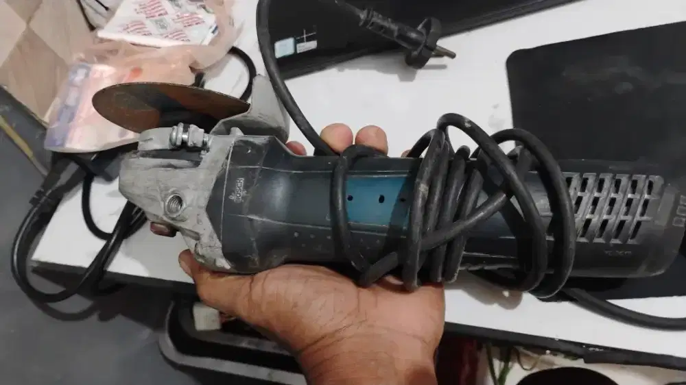 Gurinda bosh gws 7-100