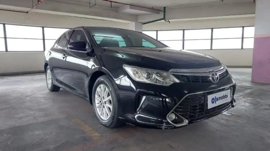 DP 12 JUTA Toyota Camry 2.5 G Bensin-AT 2017 SAO