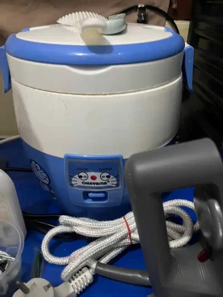 DIJUAL RICE COOKER MINI 1 Liter
