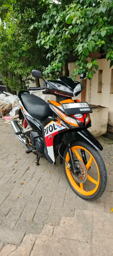 Honda Blade Repsol pajak hidup