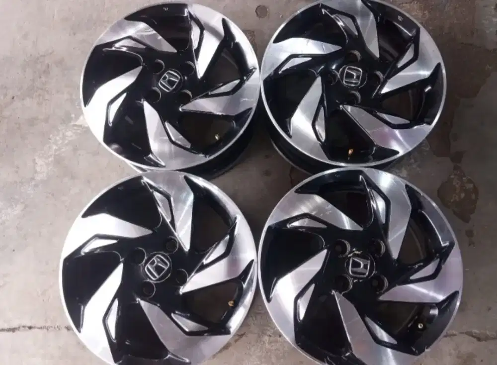 Velg honda mobilio