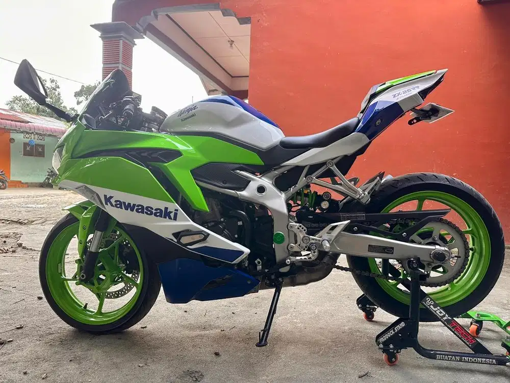 ZX25RR 40thn Anniversary