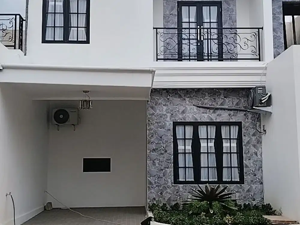 RUMAH CLUSTER BESAR 2 MENIT KE LRT HARJAMUKTI BEBAS BANJIR SUDAH SHM