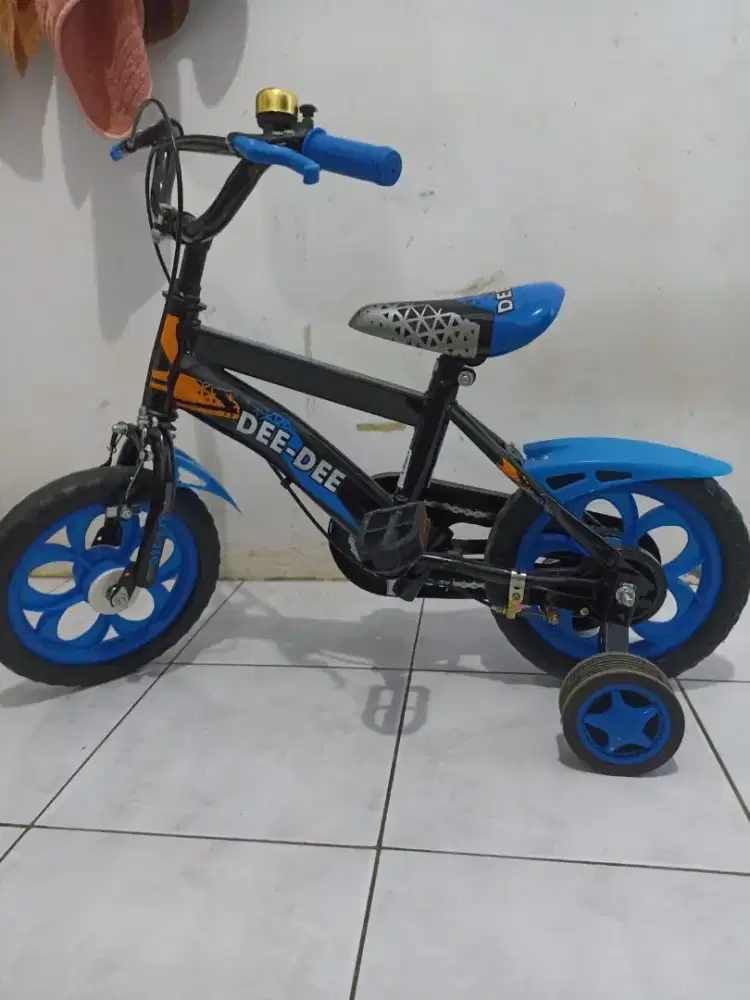 Sepeda BMX Dee-Dee