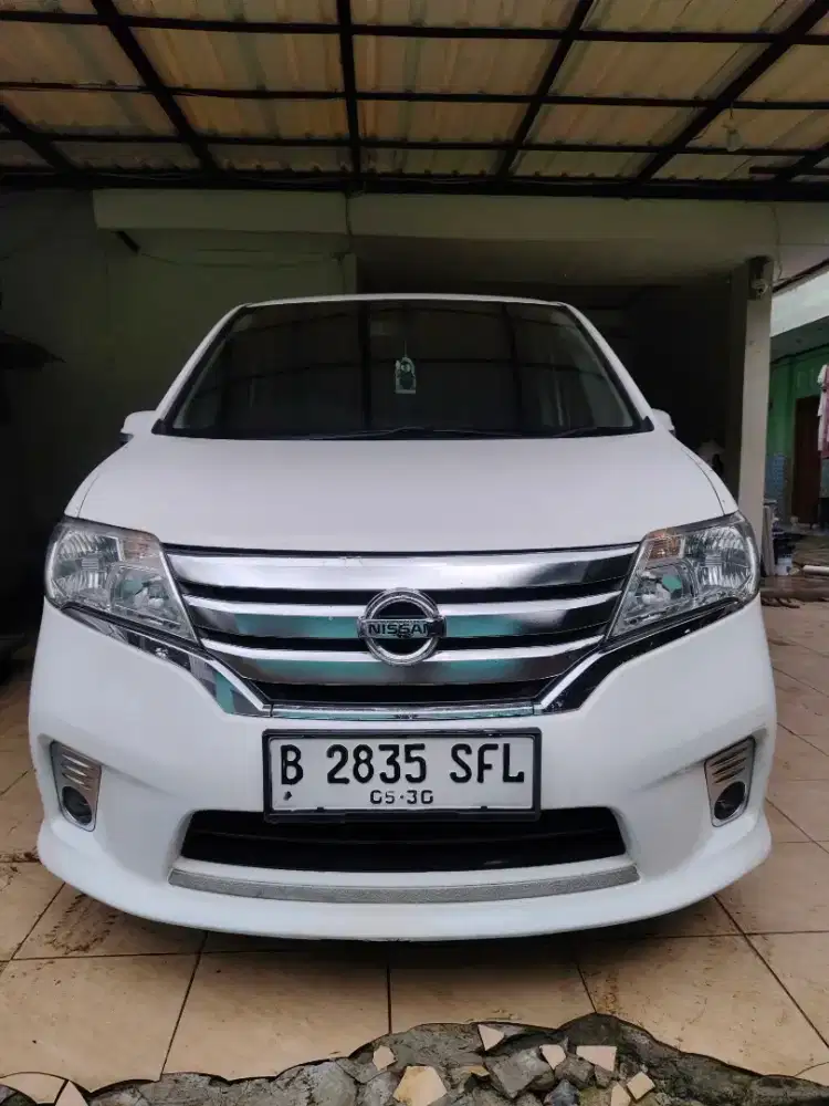 Nissan Serena hws 2014