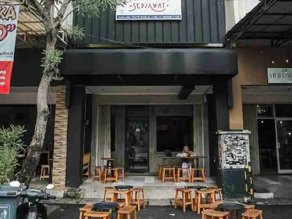 ruko cocok untuk cafe di harapan indah bekasi