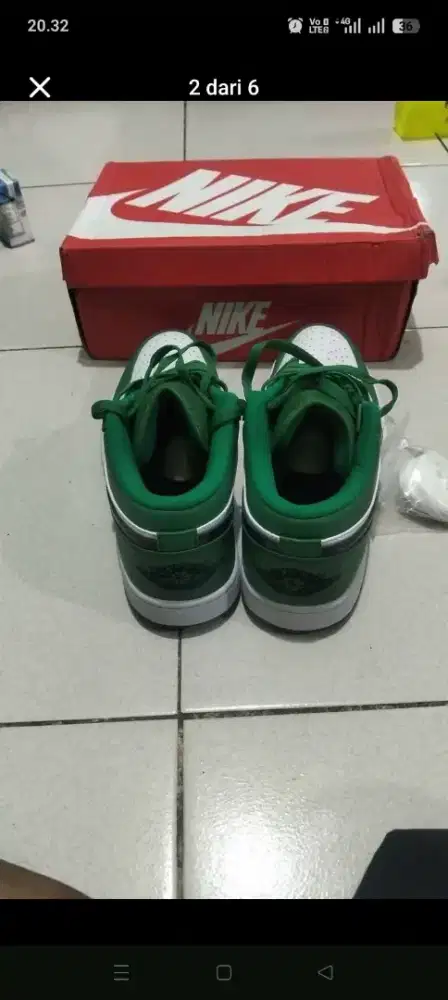 Sepatu putih hijau abg