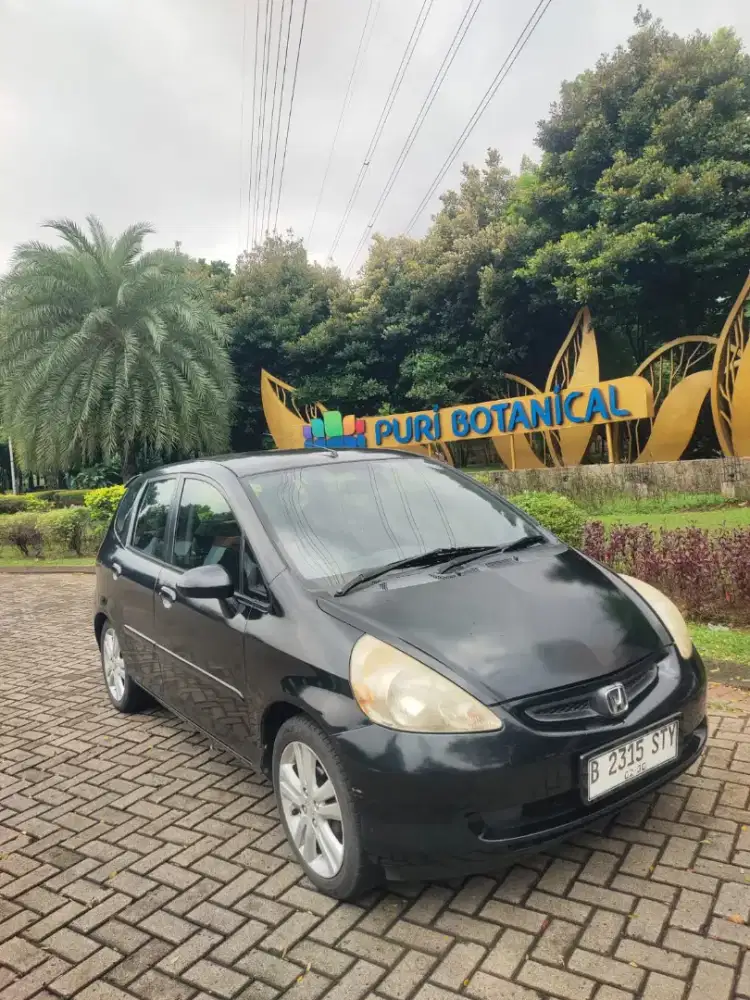 Honda Jazz A/T lengkap pajak hidup