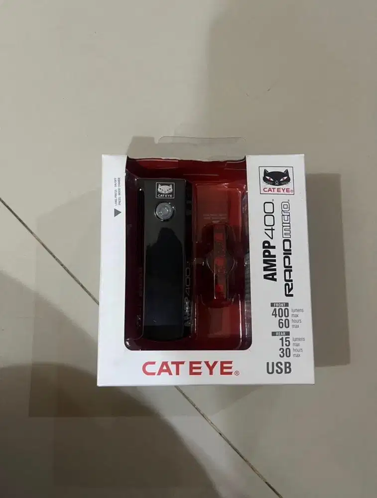 Lampu sepeda Cat Eye AMPP 400