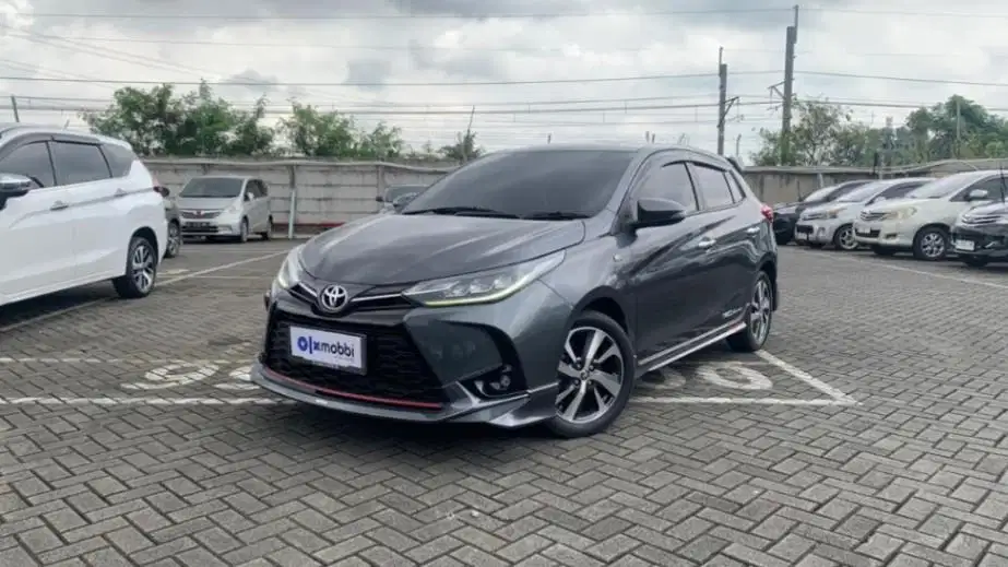 LOW DP Toyota Yaris 1.5 S Bensin-AT 2020 UOW