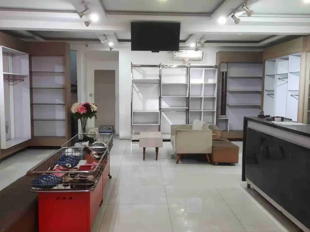 Disewakan Ruko 2 Lantai di Jl. Cibaduyut Raya Bandung