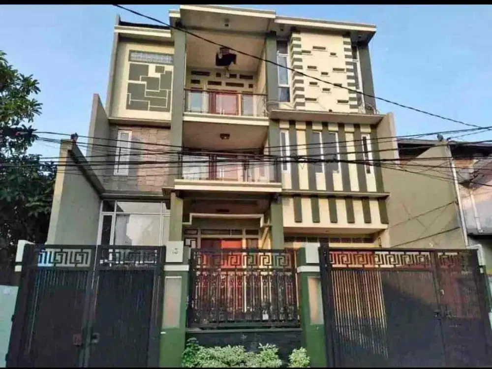 Rumah Mewah 3 Lantai Strategis dan Murah di Rawabadak, Koja, Jakarta Utara