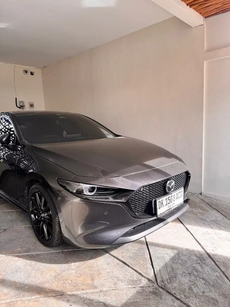 Di jual Mazda 3 hatcback th 2023 pemakean 2024