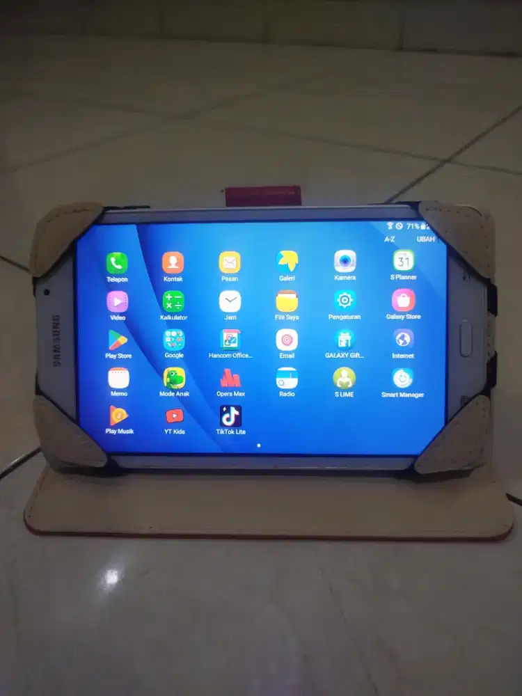 Samsung Galaxy Tab A 2016 SM-T285 mulus & msh normal dpt sarungnya jg