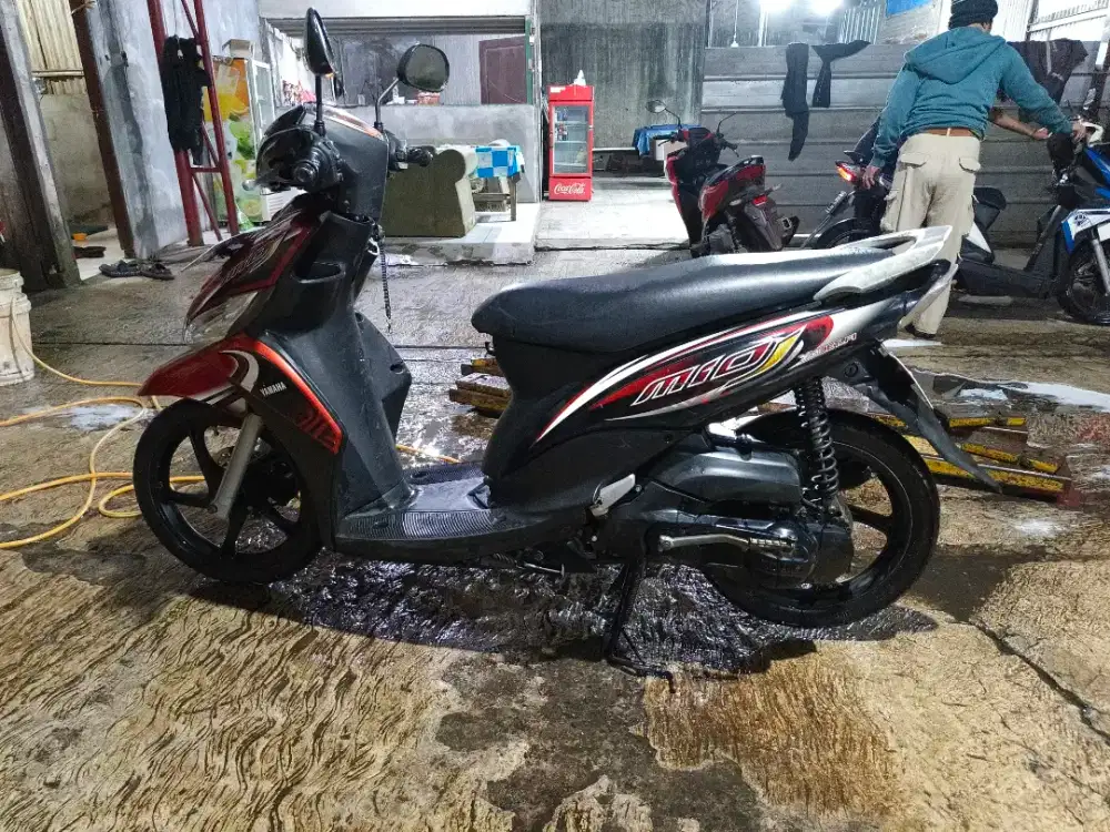 Mio j 2012 lengkap terawat