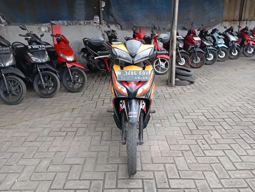 [Cuci Gudang] Honda Blade Repsol Tahun 2011 Surat Komplit