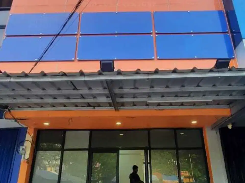 Disewakan Ruko Bagus  area Pasar Minggu Strategis Di Jalan Utama,