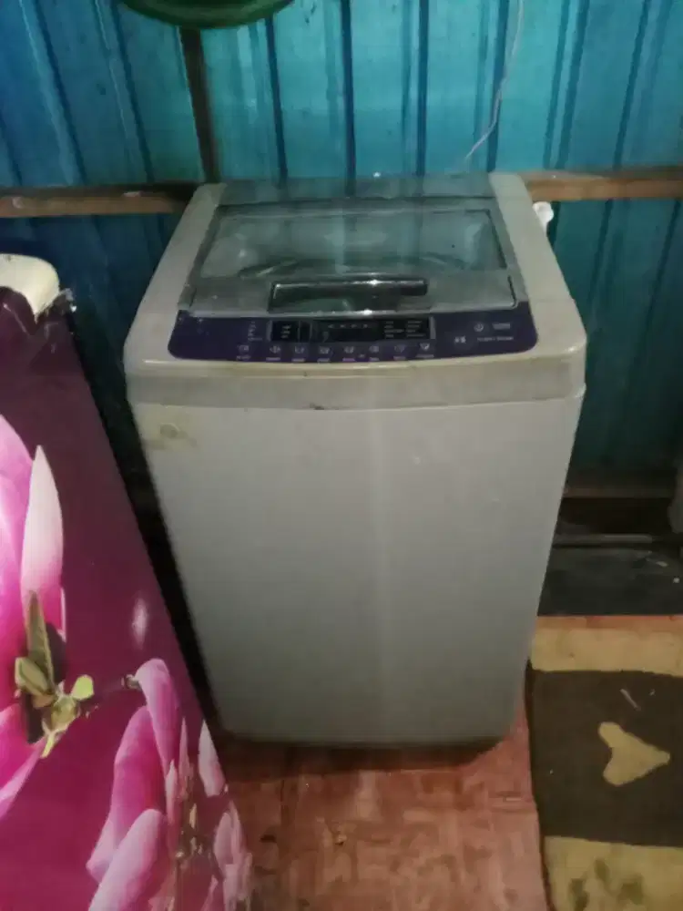 Mesin cuci LG automatic 8kg