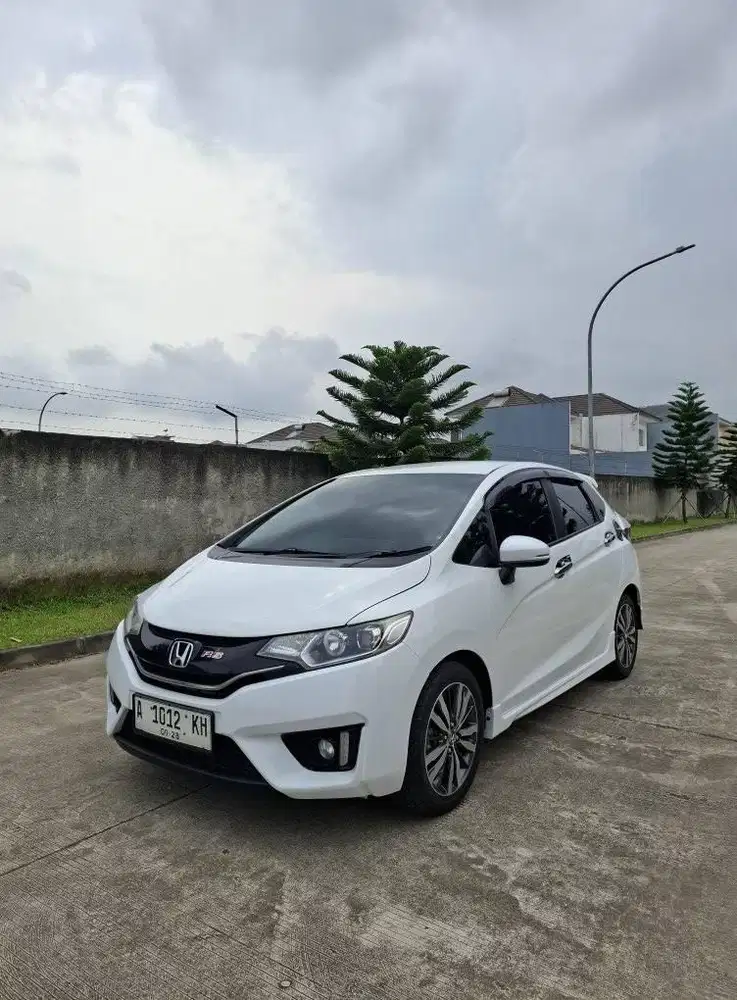 HONDA JAZZ RS MANUAL 2015 cash/kredit