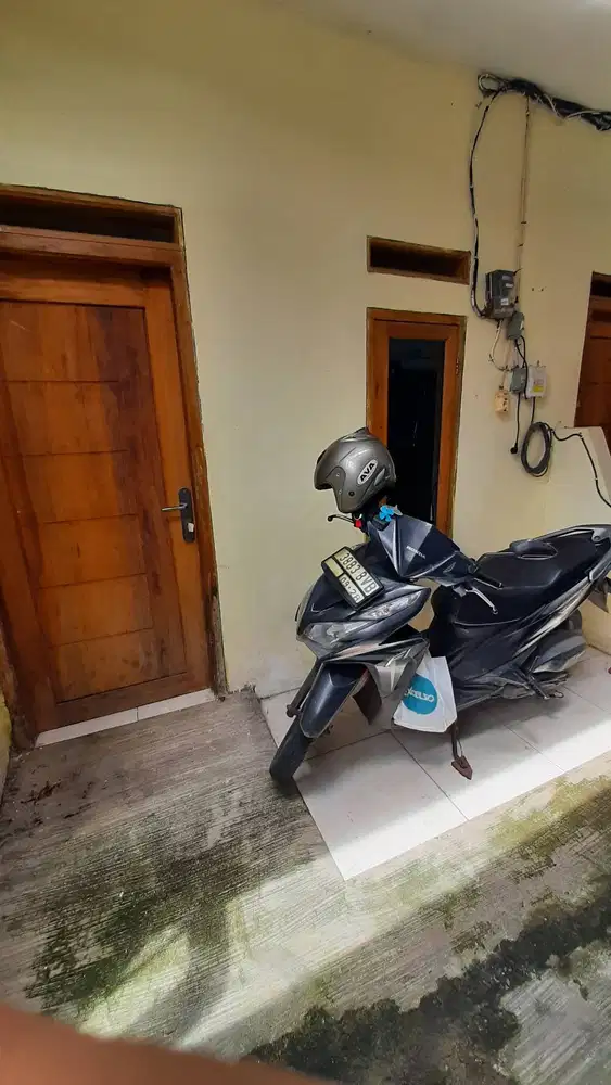 Kontrakan 3 petak di Semanan 5 menit dari stasiun Kalideres