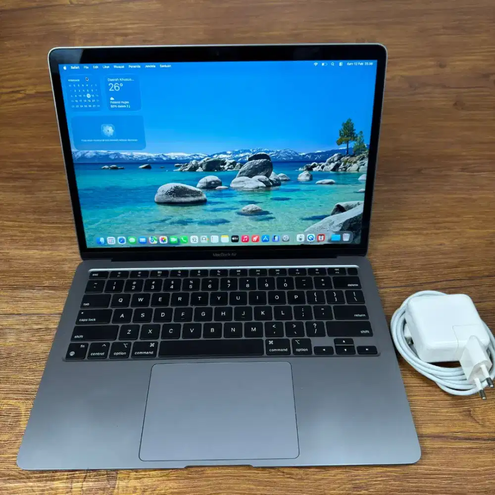 Macbook air m1 2020 ram 8gb ssd 256gb siap pakai bisa cod