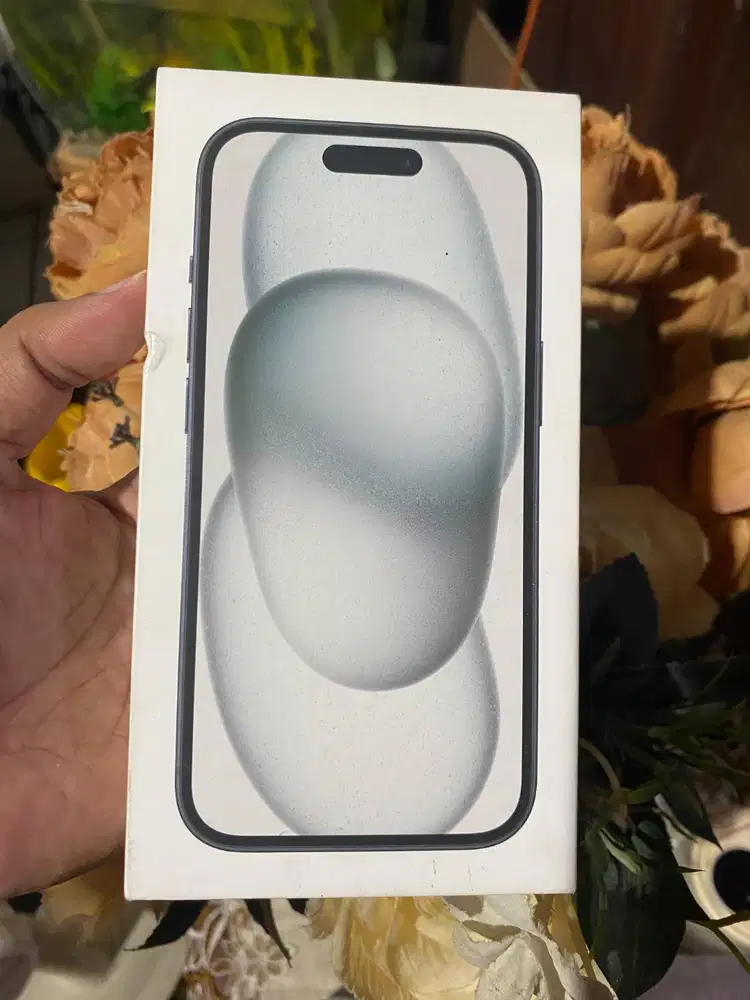 iPhone 15 Black 128GB BNIB iBox
