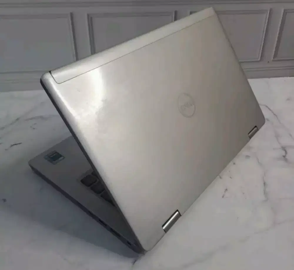 Dell Latitude touchscreen 7320