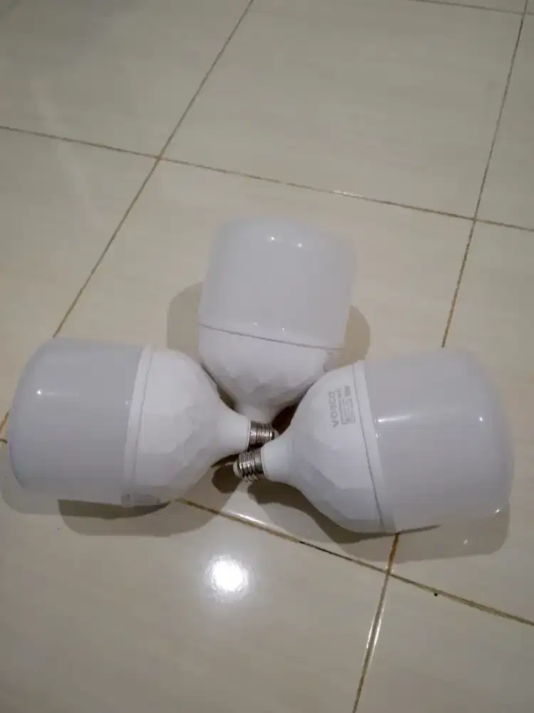 3 buah Lampu 60 Watt 130 rb second