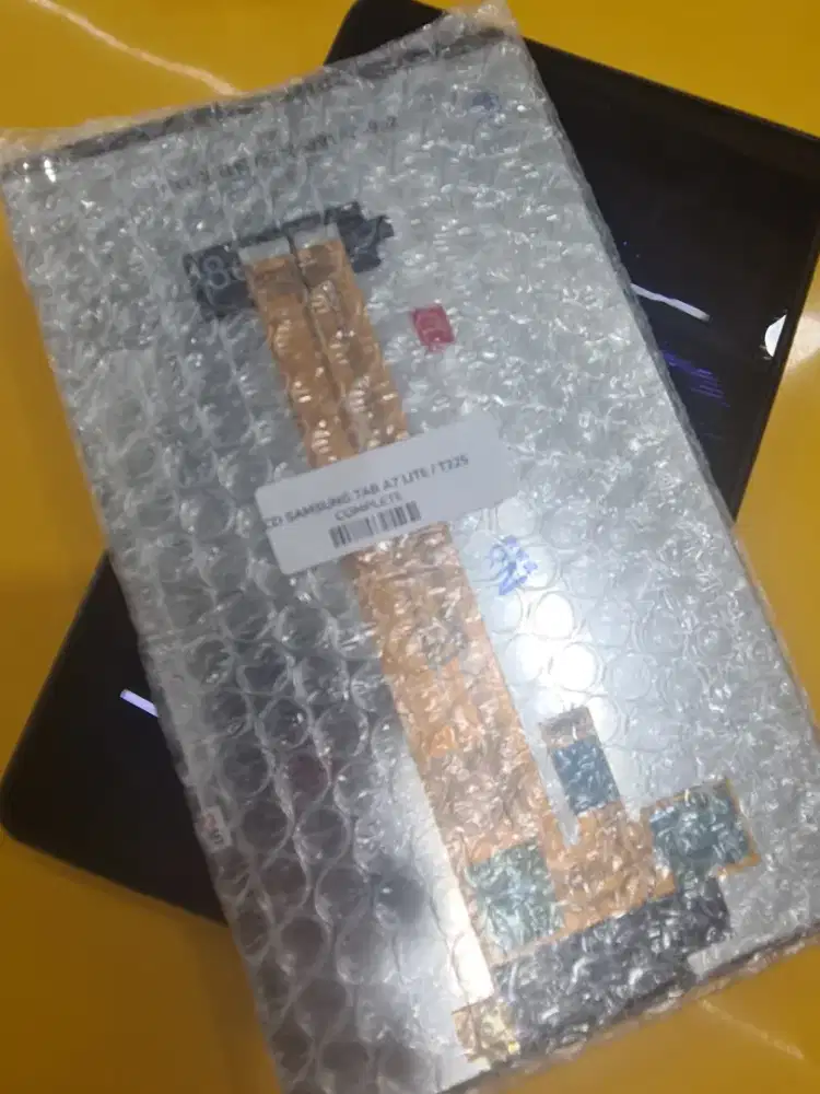 LCD A7 lite / T225 Baru